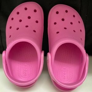 Childrens sz 9 crocs EUC Super NICE!!